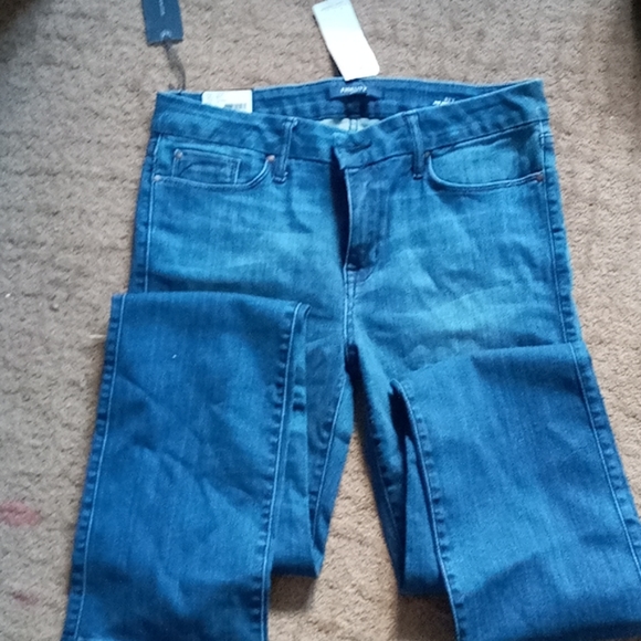 Jeans - Picture 2 of 5